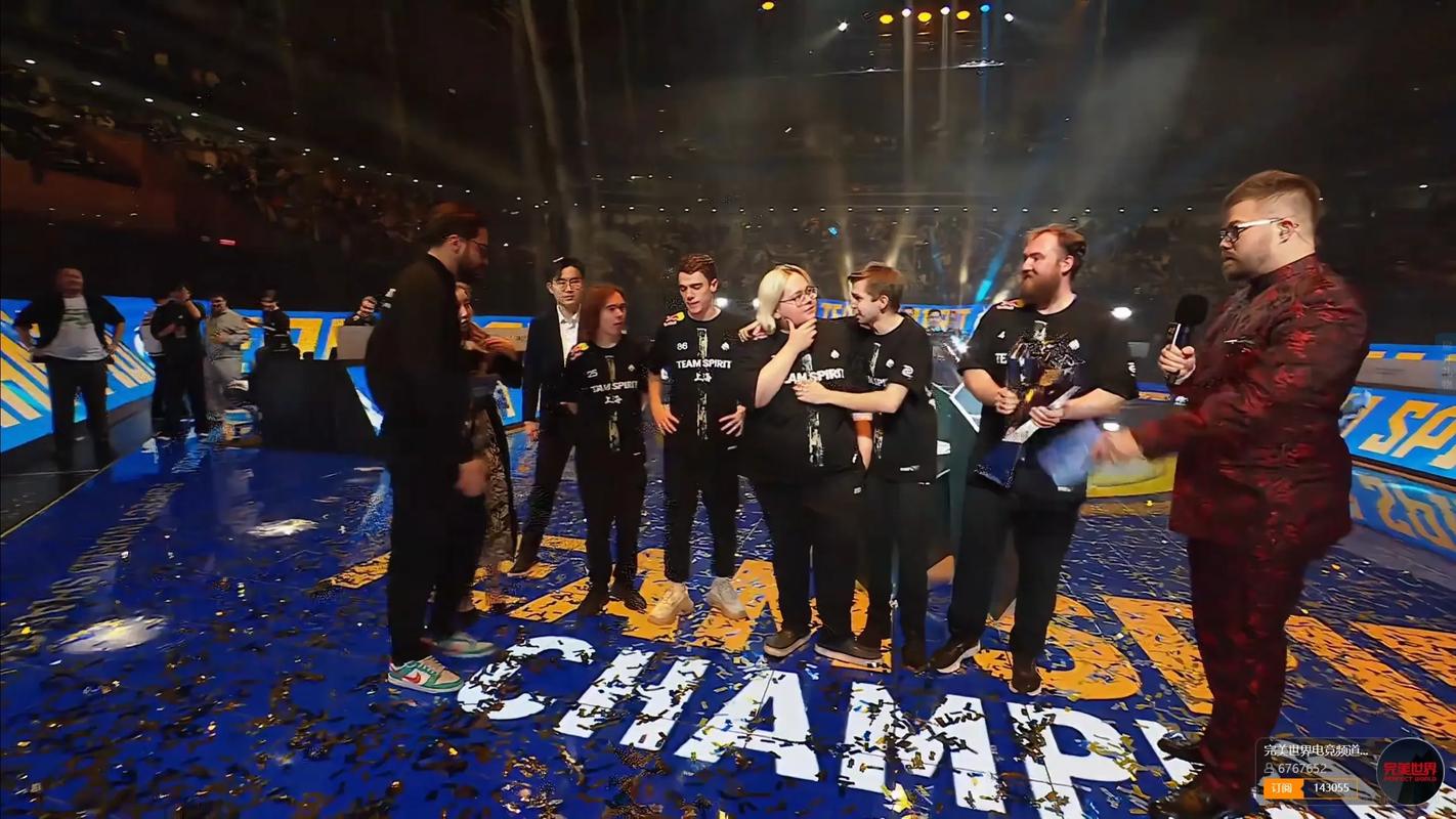 FPX冠军基石宣布退役：谢谢大家的支持，我没有遗憾